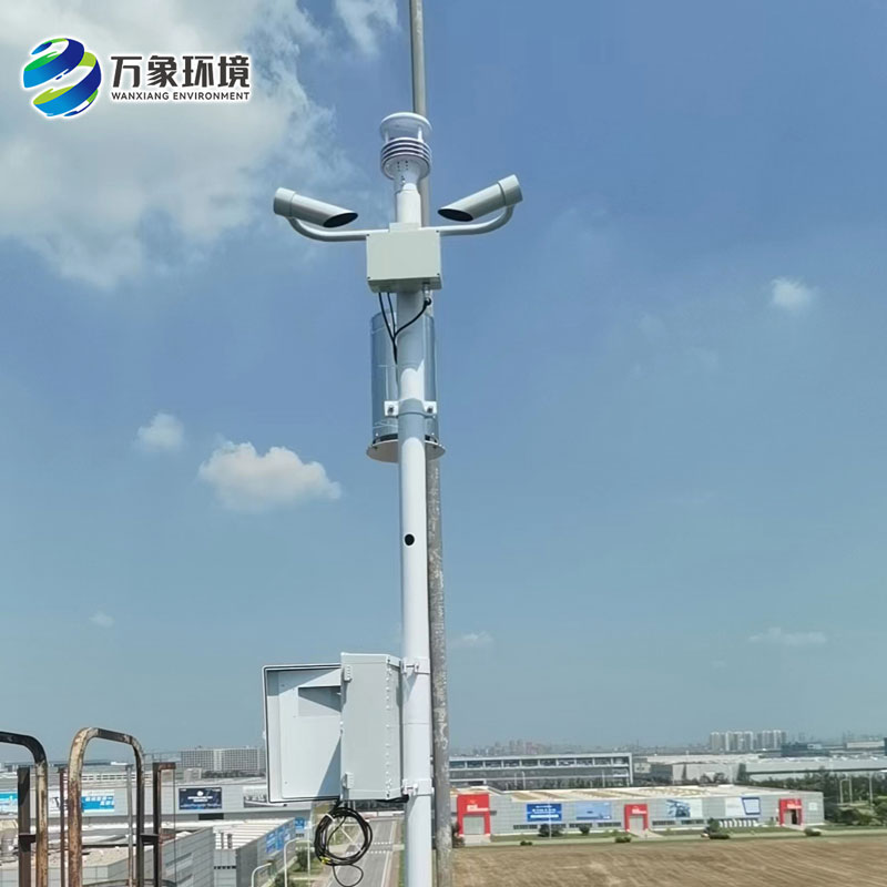 ??50km能見度監(jiān)測(cè)站保障高速公路行車安全